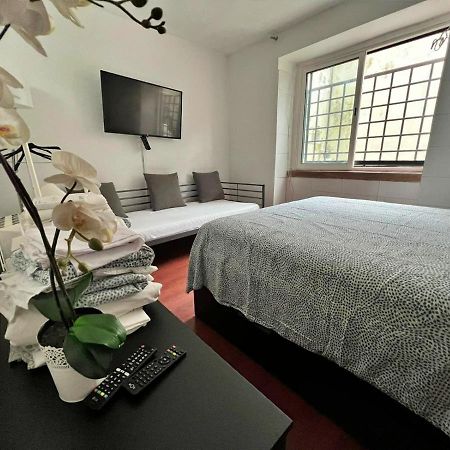 Room In Queluz 11 Minutes From Lisbon Экстерьер фото